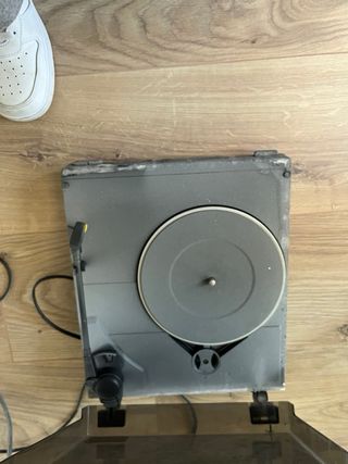 Mini cadena Philips con tocadiscos