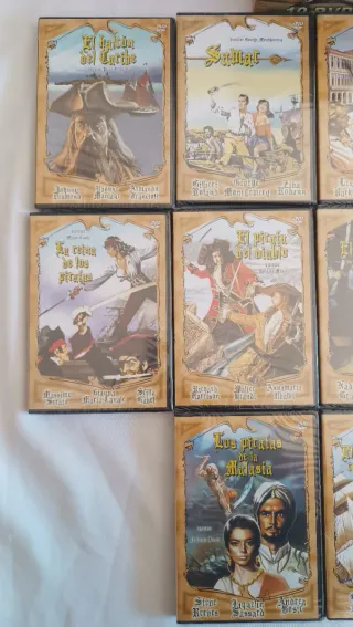El Cofre del pirata. 10 películas PRECINTADOS