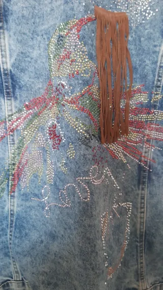 Gilet jeans lungo con strass