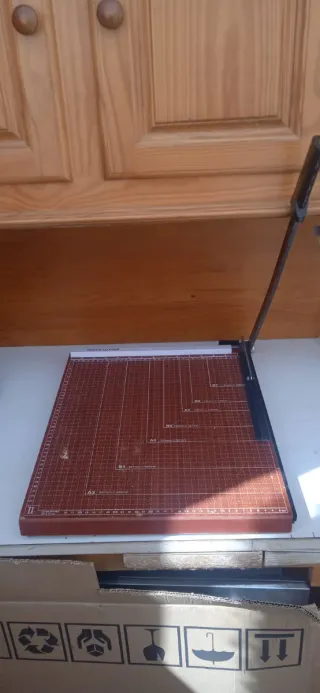 Guillotina Cortadora Papel A3/A4 Profesional