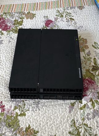 PS4 (PlayStation 4) + FIFA 26