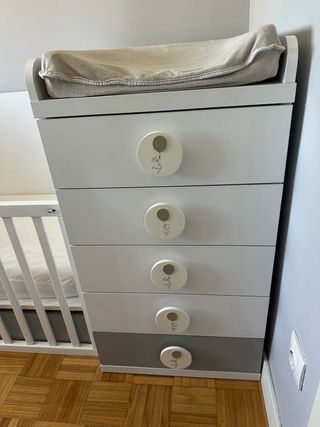 Maxicuna con cambiador y almacenaje