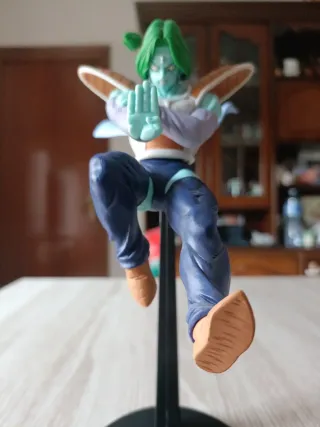 Dragon Ball Z Zarbon Bandai con su caja y bolsita