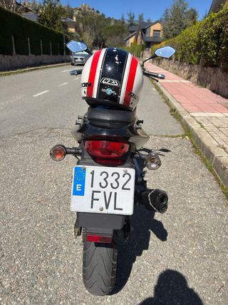 DEALIM ROADWIN 125 Naked Negra