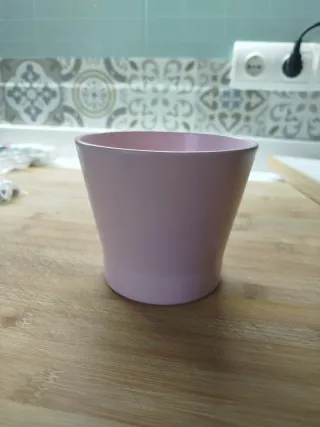 Porta macetas de cerámica y terracota