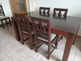 Mesa comedor y 6 sillas madera pino