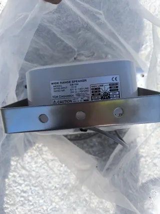 Altavoz megafonía TOA CS-154