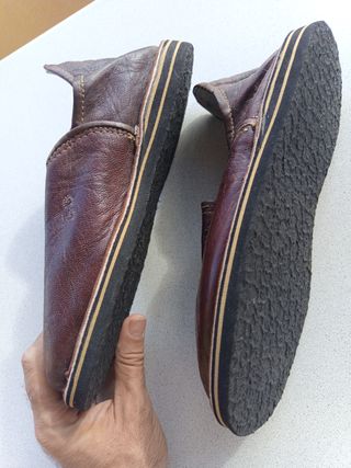 Babuchas/Pantuflas de cuero marrón