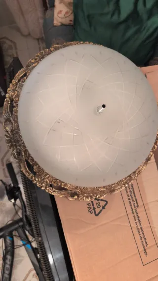 Plafon cristal blanco y metal dorado