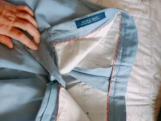 Traje azul claro