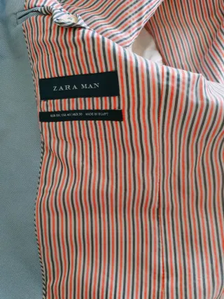 Traje azul claro