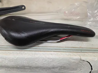 Sillín Specialized MTB 143mm