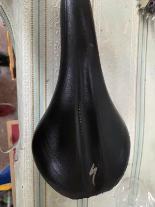 Sillín Specialized MTB 143mm