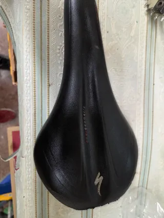 Sillín Specialized MTB 143mm