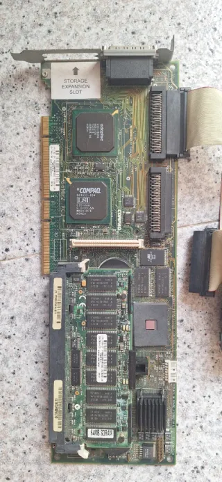 Tarjeta RAID Compaq Adaptec LSI 64MB SDRAM