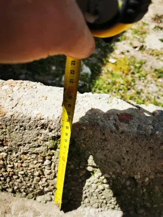 Pila antigua hormigón decorativa