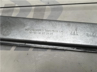 Elevalunas izquierdo Renault Trafic III