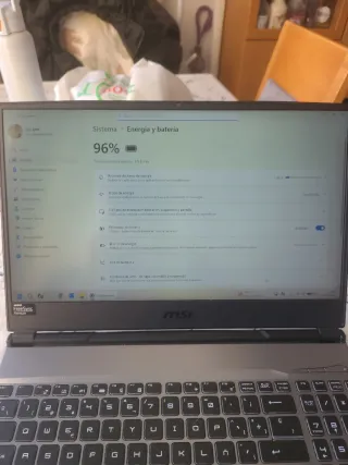 MSI Alpha 15 A4DEK Portátil Ryzen 7