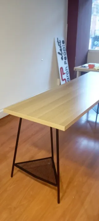 Mesa larga de madera IKEA