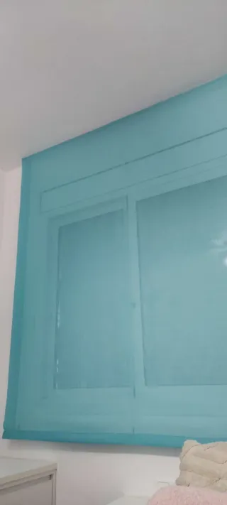 Cortina azul turquesa