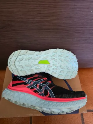 Zapatillas Asics Trabuco Max ,Talla 42