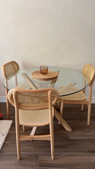 Mesa de comedor redonda cristal y sillas