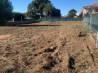 Parcela urbana de casi 800m cerca de la Ermita