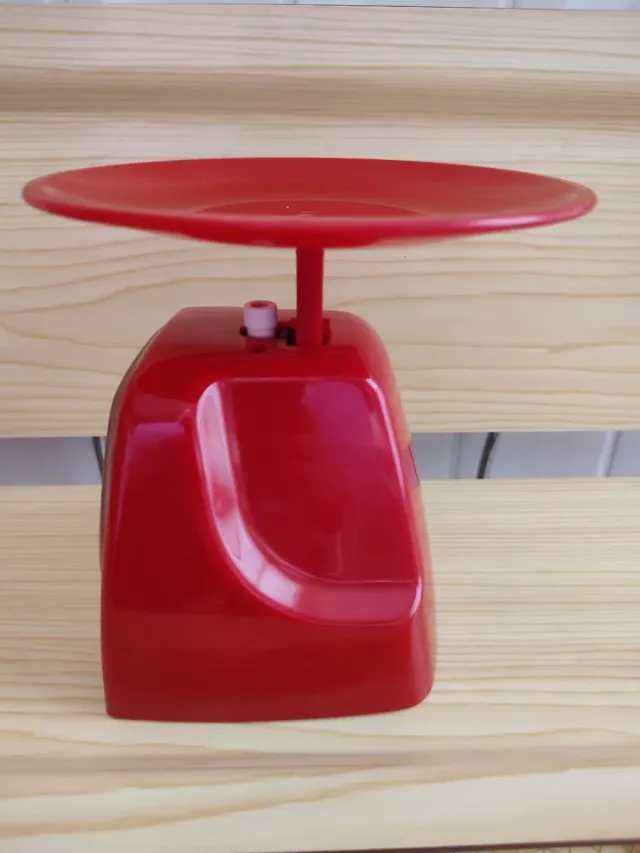 Bascula de cocina roja Times