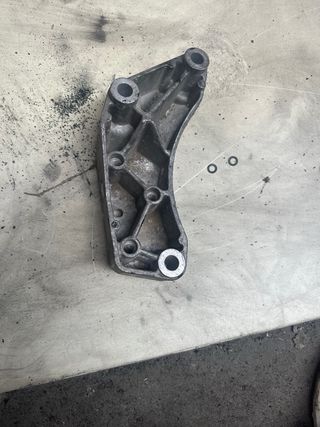 Soporte caja cambios Grupo VAG