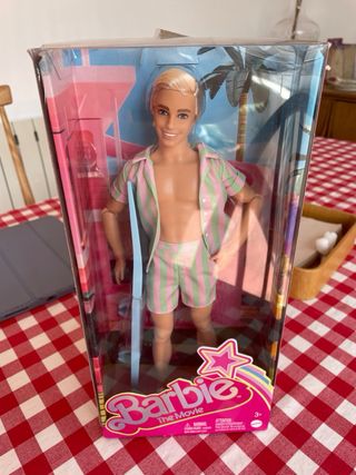 Nuovo Ken della pellicola Barbie, perfetto per i giorni speciali