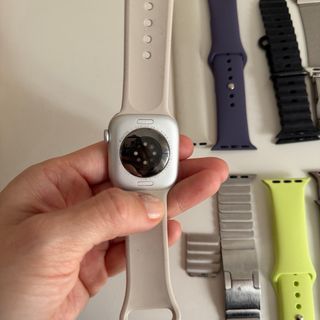 Apple Watch Series 10 42mm + 7 Correas