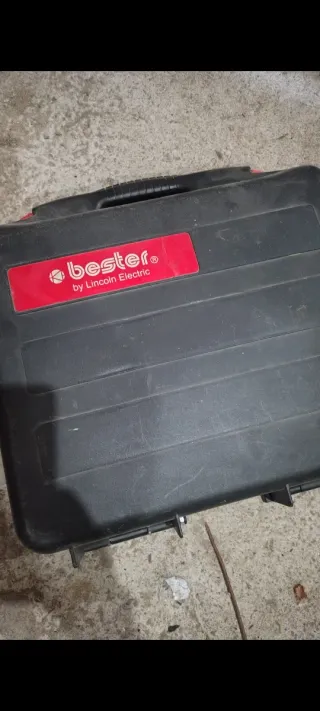 Soldador Bester 210-ND