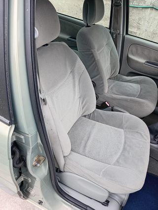 Renault Scenic 1.6 16V