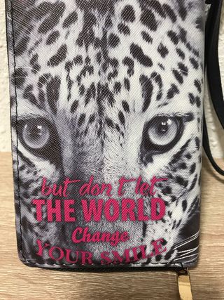 Cartera/Billetera Tigre con frase Ale-hop
