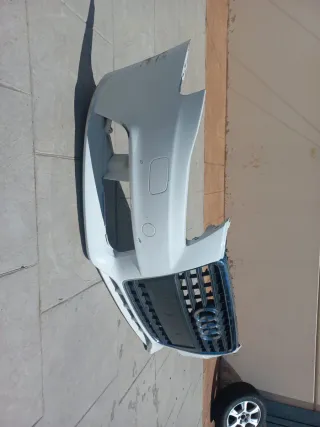 Paragolpes delantero para modelo Audi A4 año 2009