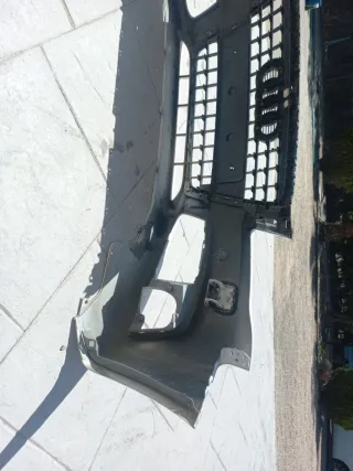 Paragolpes delantero para modelo Audi A4 año 2009
