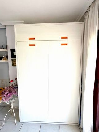 Cama abatible vertical blanca