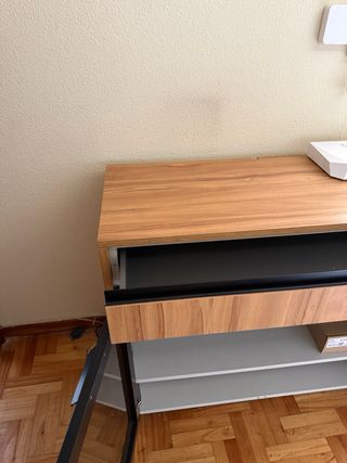 Mueble madera y cristal con baldas