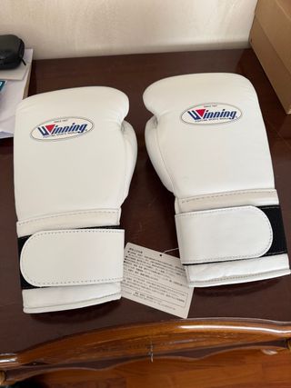 Guantes de Boxeo Winning Blancos 14 oz originales