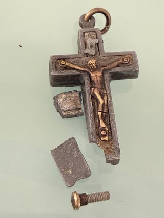 Conjunto de 3 piezas religiosas (leer).