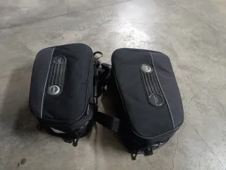 Alforjas Givi Universales Negras