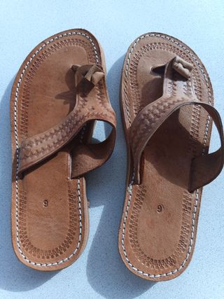 Sandalias artesanales de cuero