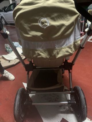 Carro Bugaboo bebé con accesorios