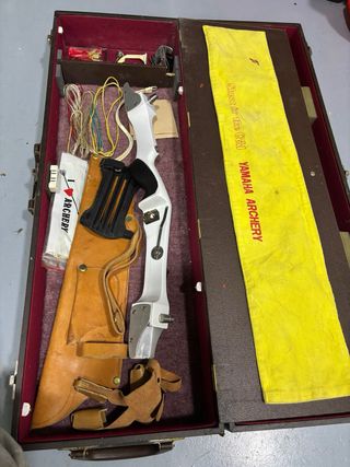 Maletín antiguo para arco recurvo Yamaha Archery