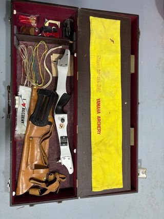 Maletín antiguo para arco recurvo Yamaha Archery