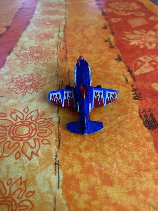 Hot Wheels Aereo Mad Propz