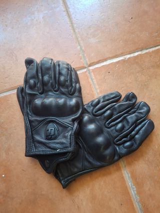 Nuevo a estrenar, Guantes de Moto Icon Negros