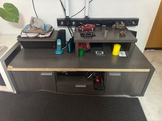 Mueble salón madera y cristal