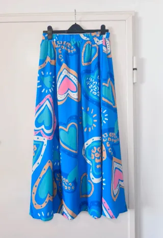 Falda larga L Corazones