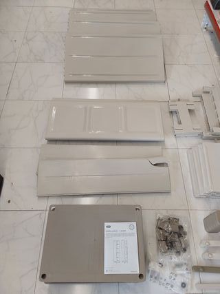 Keter, Excellence Armario con una Puerta, Polipropileno, Arena/Gris, 182 x 33 x 45 cm